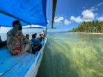 Naik Katinting ke Pulau-Pulau Kecil di Selayar, Rapsel Ali Merasa Bahagia