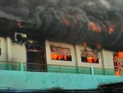 Breaking News: Kampus STIE AMKOP Makassar Terbakar
