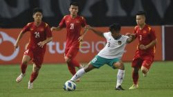 Di Babak Kedua Piala AFF 2022, Pemain Indonesia dan Vietnam Jatuh Bangun