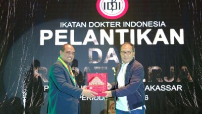 Hadiri Pelantikan Pengurus IDI Makassar, Danny Pomanto: Kekuatan Makassar Resetting Kembali Sistem Kesehatan